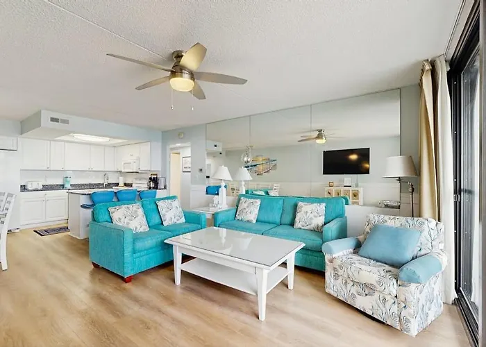 Stunning Beachfront With Balcony Tennis & Views Pools Gym & Ac Holiday home