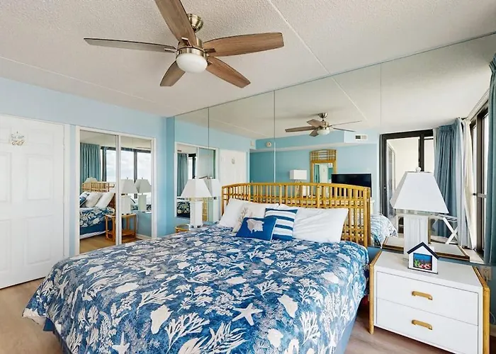 Stunning Beachfront With Balcony Tennis & Views Pools Gym & Ac