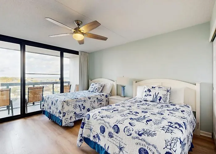 Stunning Beachfront With Balcony Tennis & Views Pools Gym & Ac Ferienhaus *